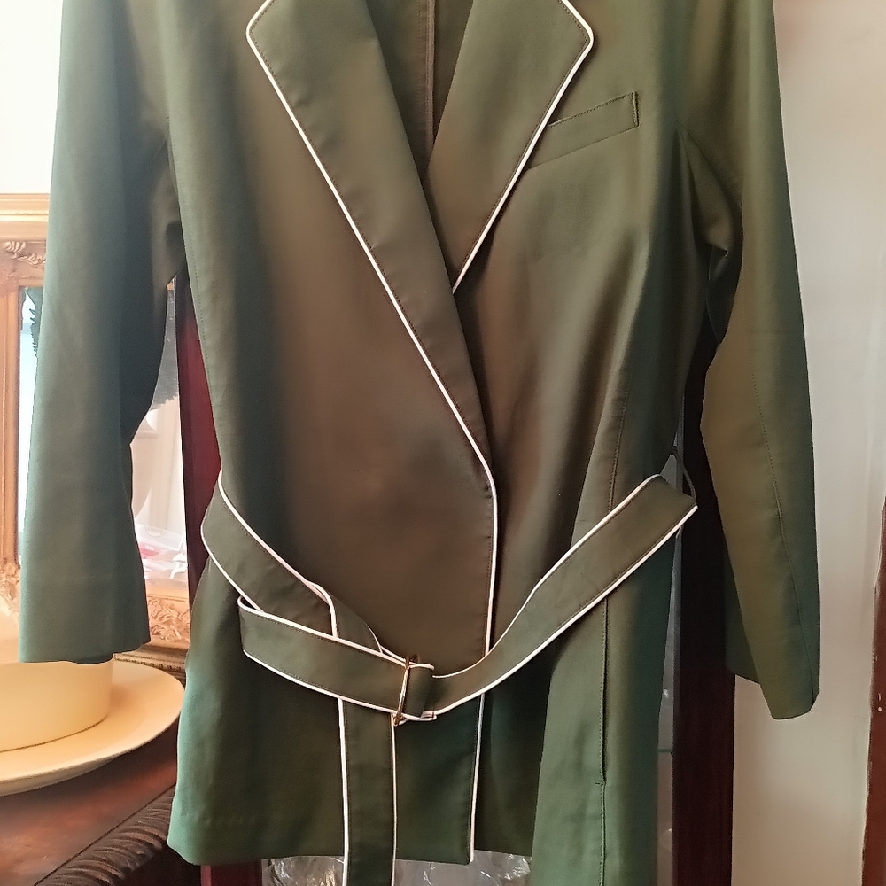 Worth 2 piece Pantsuit